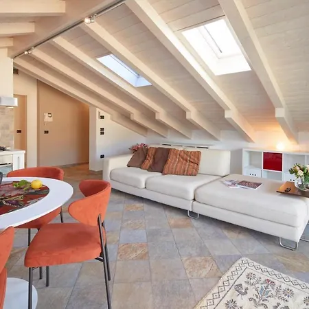 Residenza Ai Ferrari - Lilium Apartment